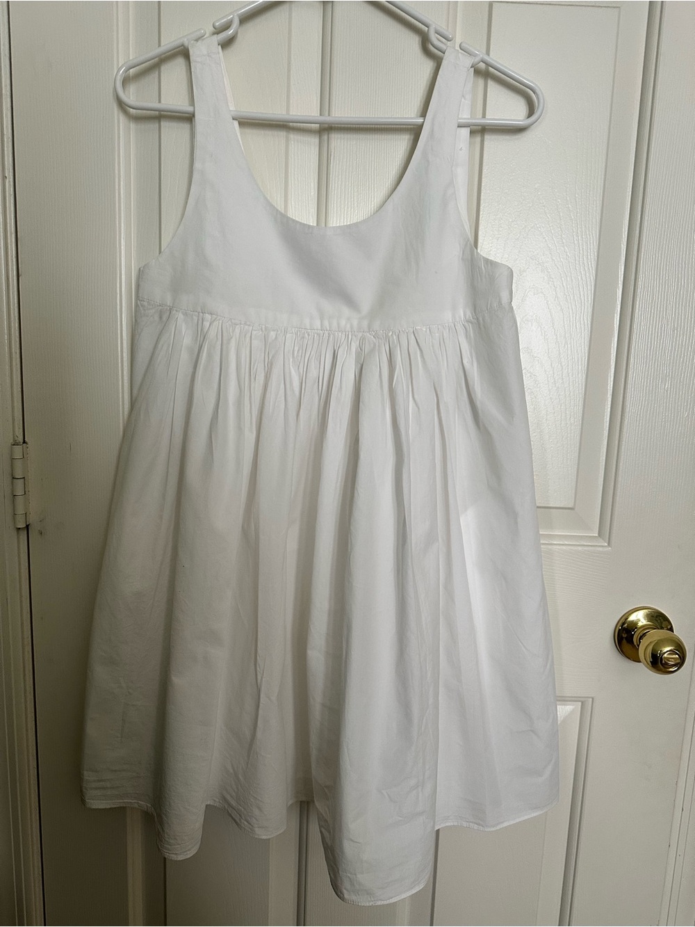 Zara womens White cotton Sleeveless Cotton Dress with side seam pockets